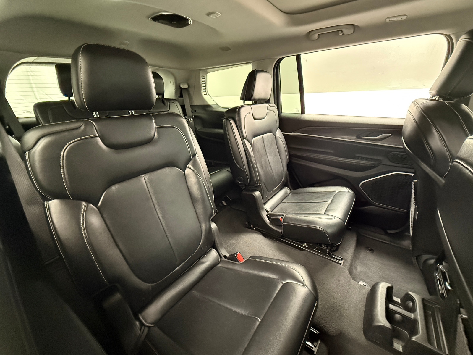Thumbnail: 2021 Jeep Grand Cherokee L - 5