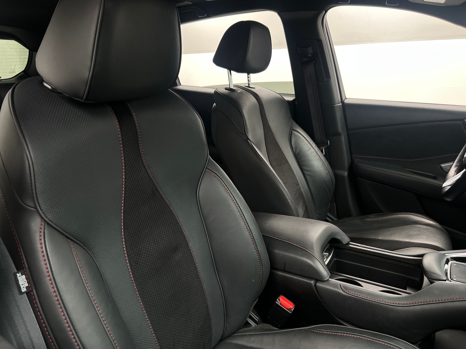 Thumbnail: 2022 Acura RDX - 2
