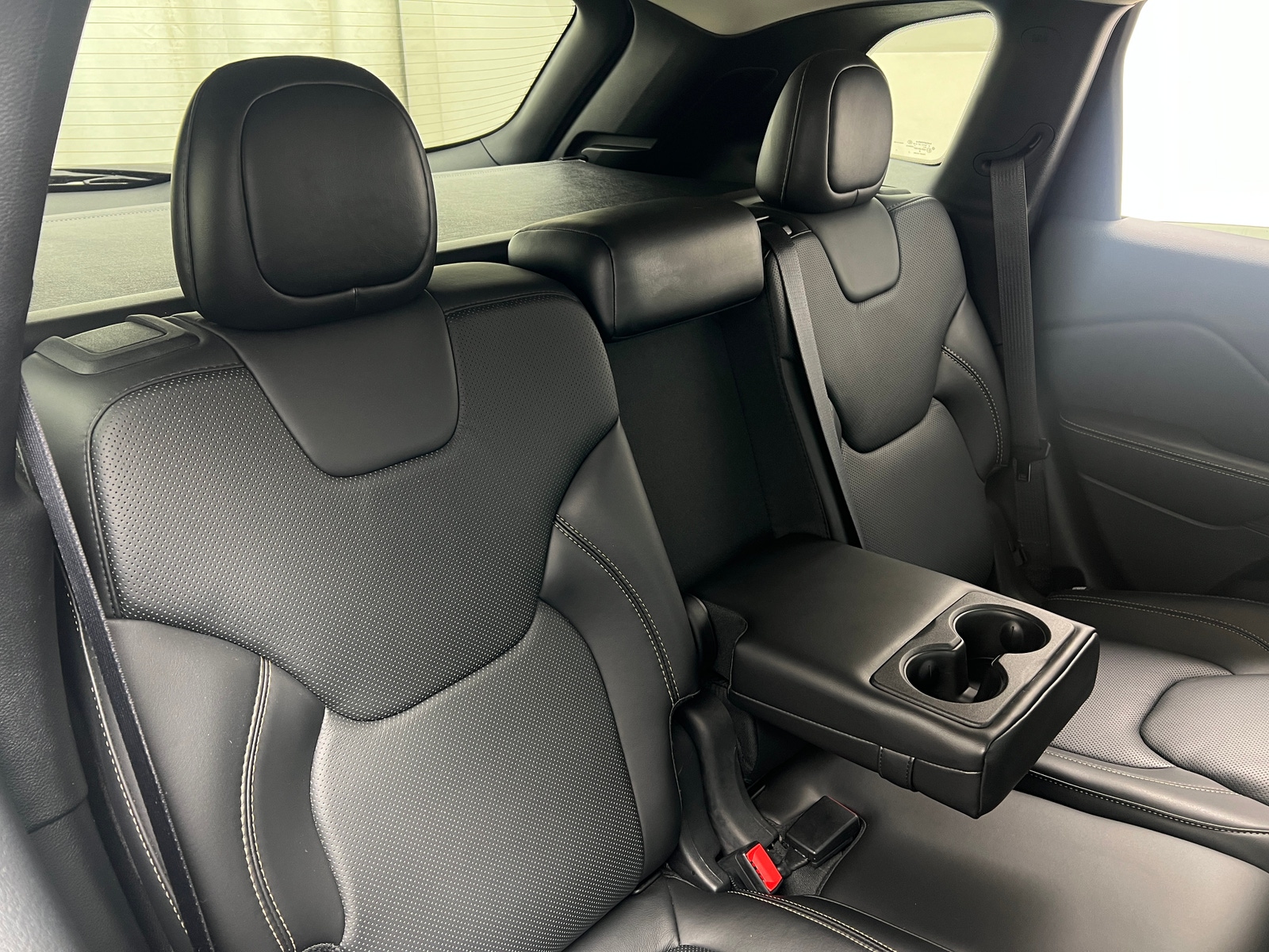 Thumbnail: 2016 Jeep Cherokee - 5