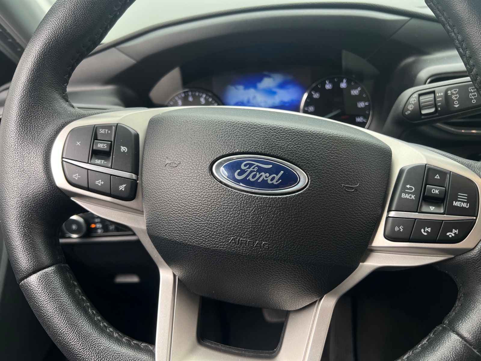 Thumbnail: 2024 Ford Explorer - 4