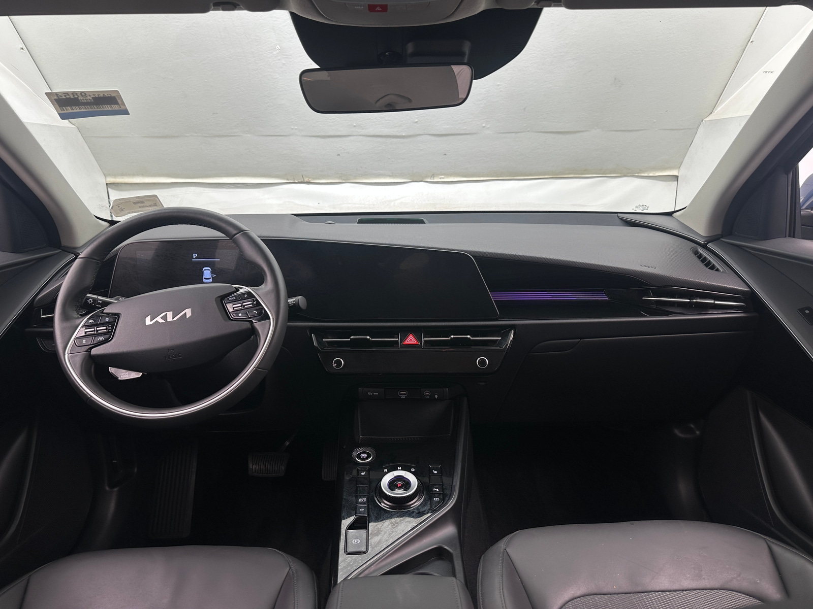 Thumbnail: 2023 Kia Niro - 3