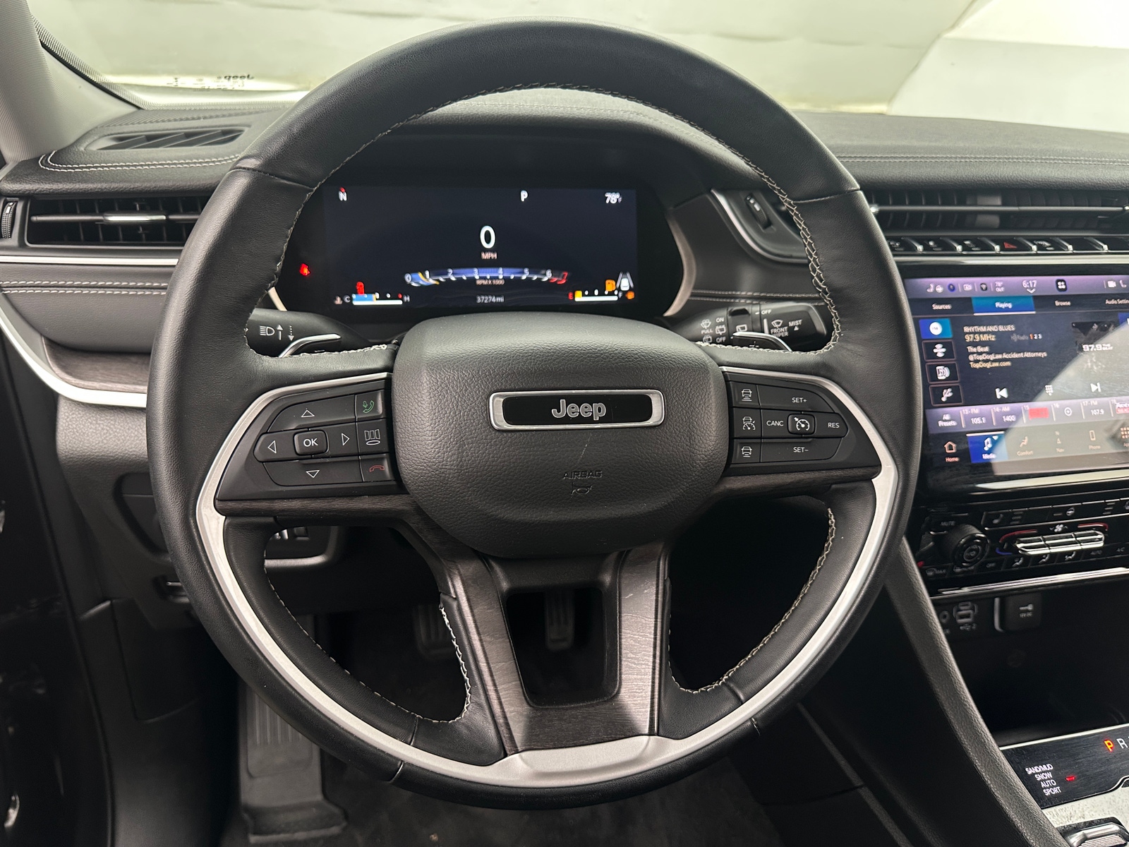 Thumbnail: 2022 Jeep Grand Cherokee L - 4