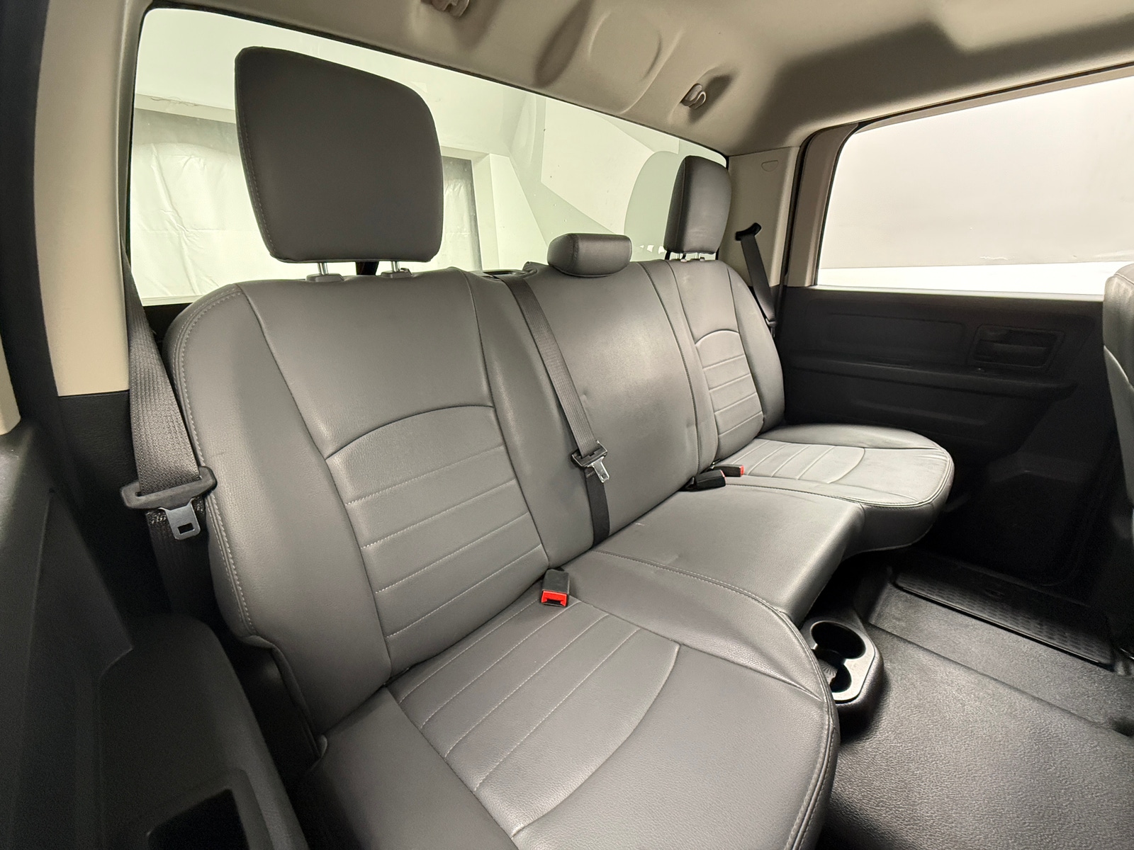 Thumbnail: 2020 RAM 1500 Classic - 6