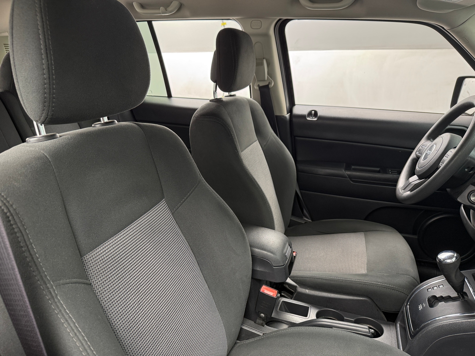 Thumbnail: 2016 Jeep Patriot - 2