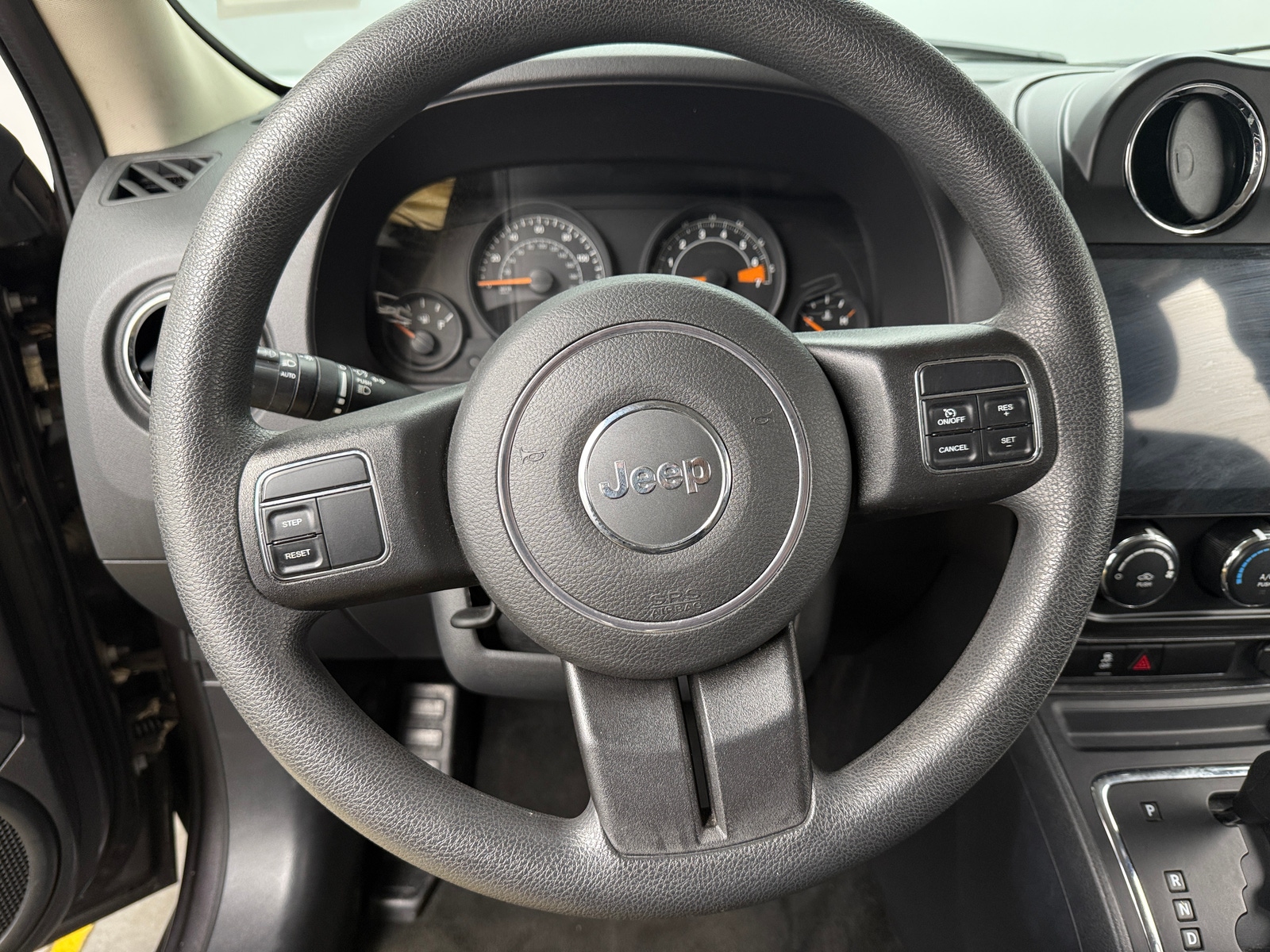 Thumbnail: 2016 Jeep Patriot - 5