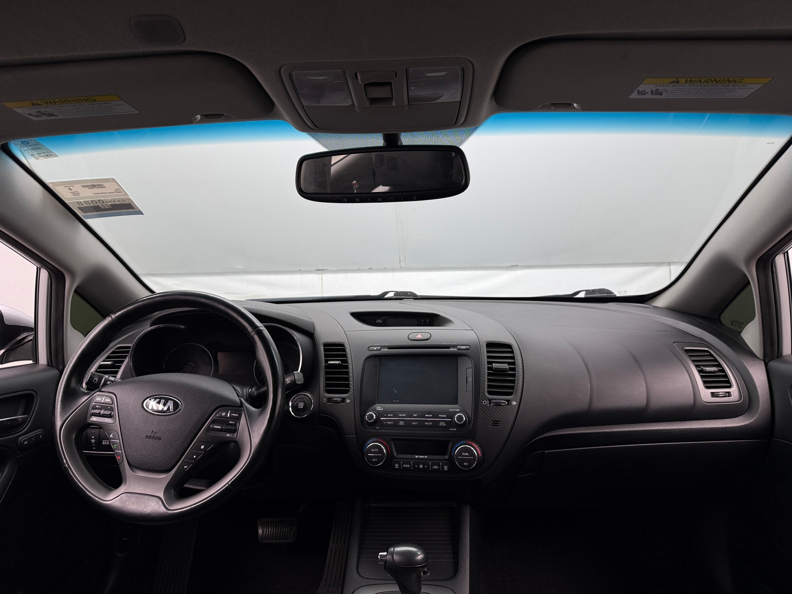 Thumbnail: 2016 Kia Forte - 3