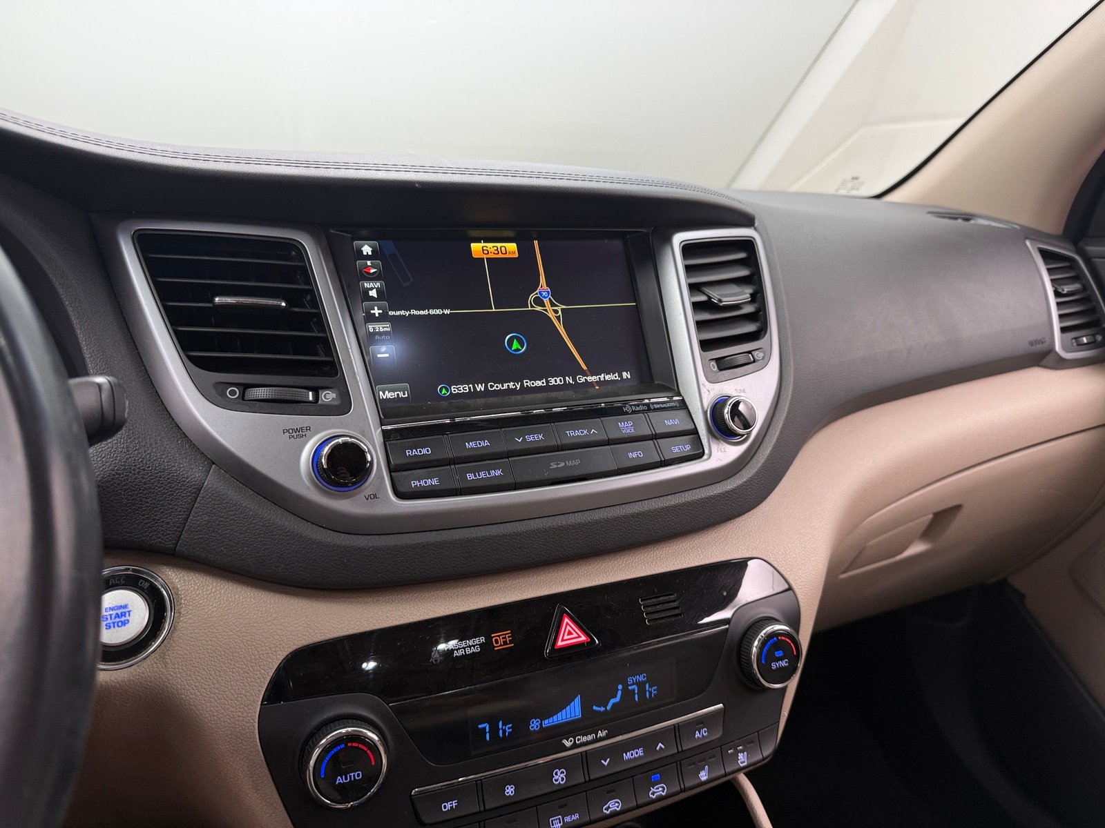 Thumbnail: 2016 Hyundai Tucson - 3