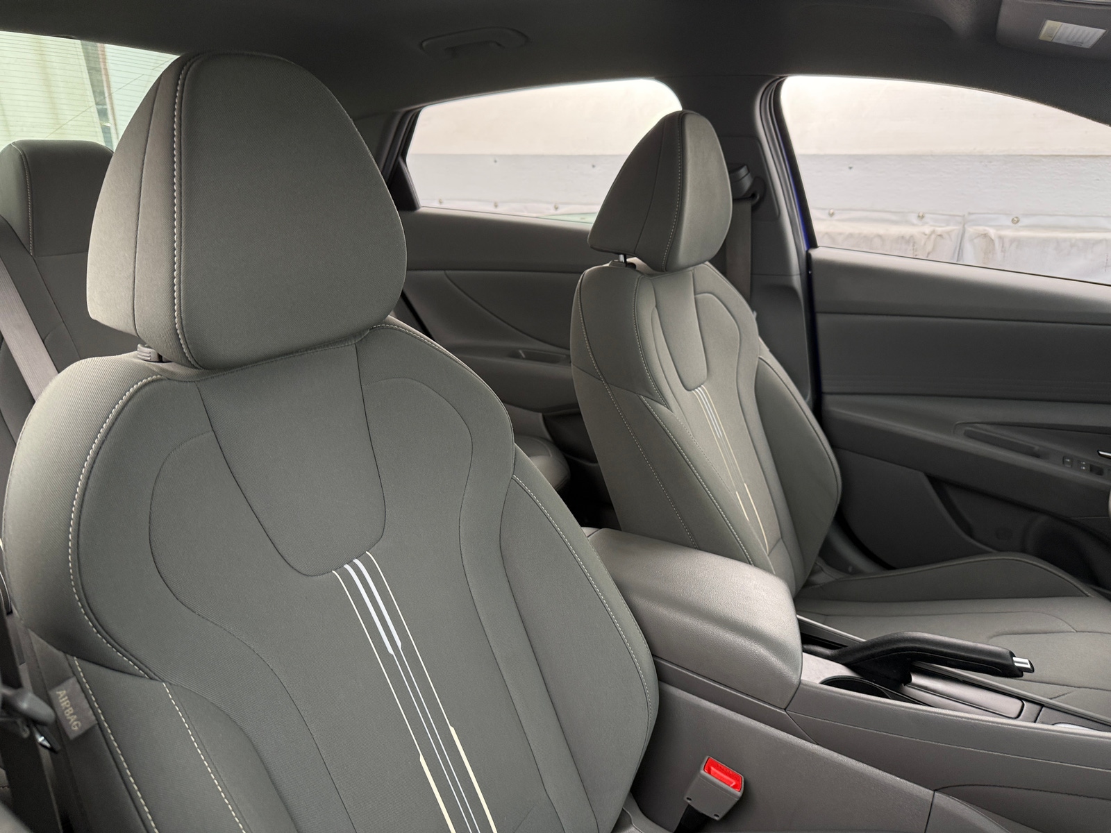Thumbnail: 2024 Hyundai Elantra - 2