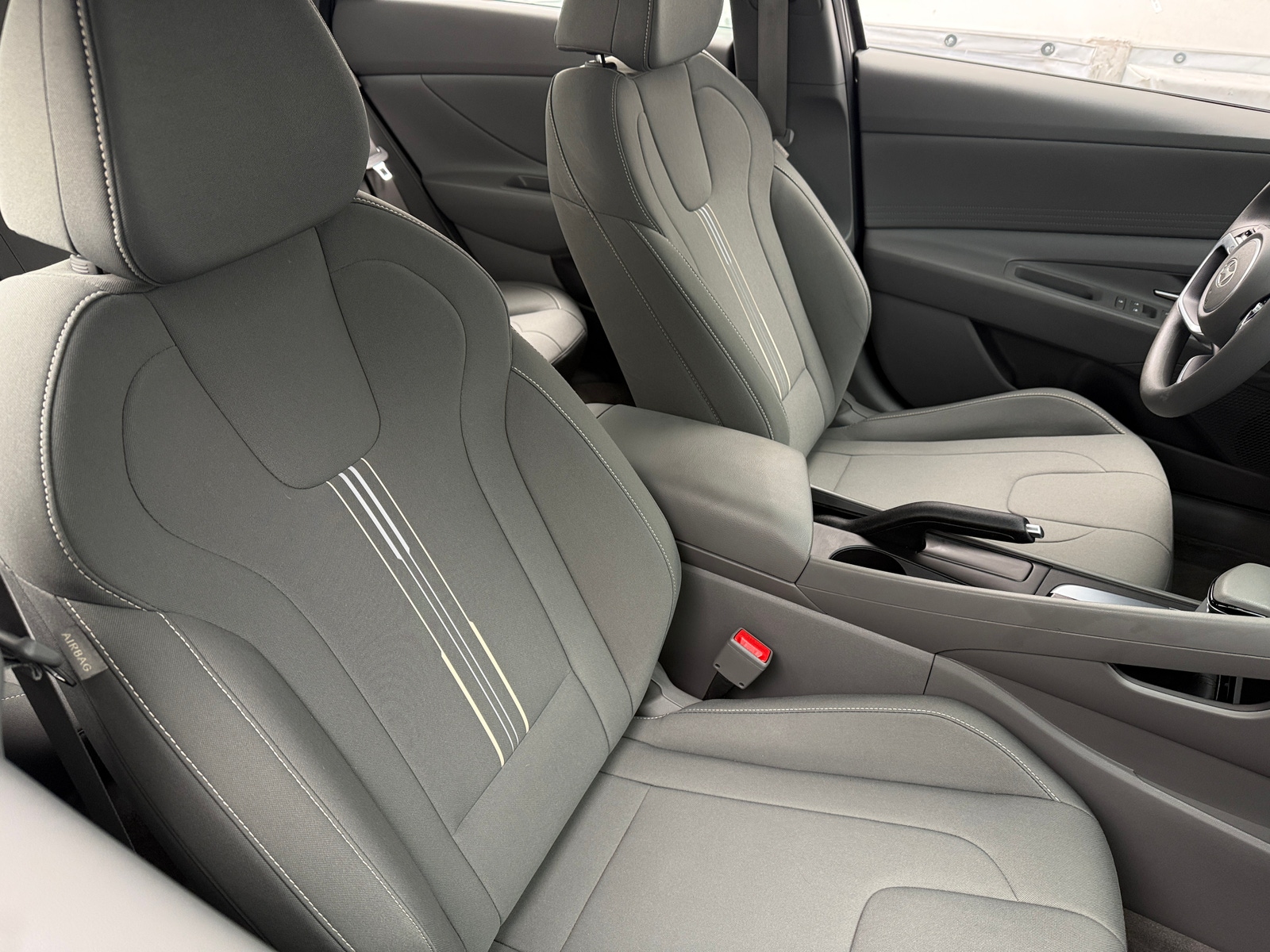 Thumbnail: 2024 Hyundai Elantra - 2