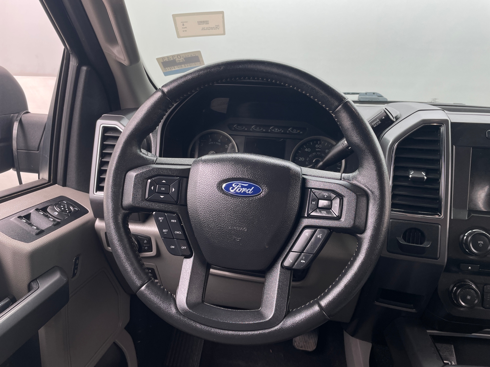 Thumbnail: 2018 Ford Econoline - 5