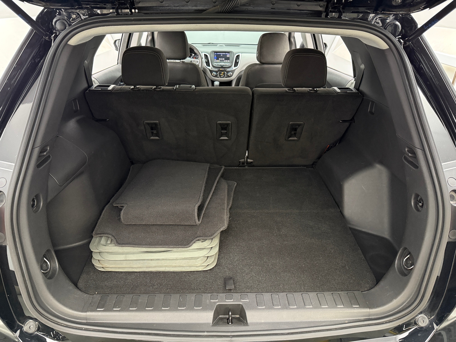 Thumbnail: 2023 Chevrolet Equinox - 7