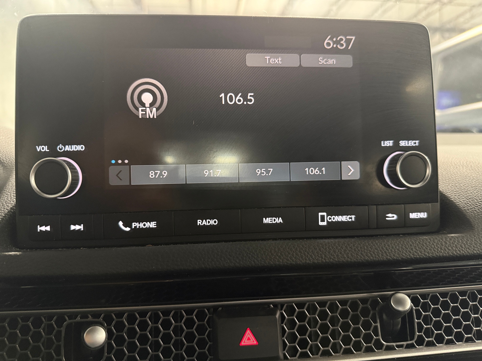 Thumbnail: 2023 Honda Civic - 4