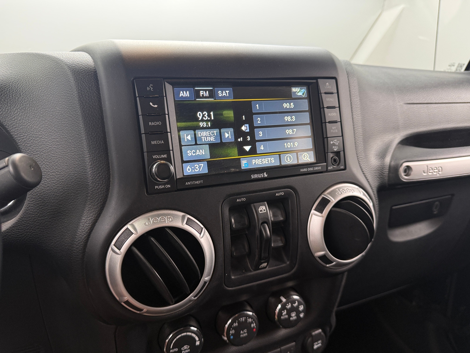 Thumbnail: 2016 Jeep Wrangler - 4