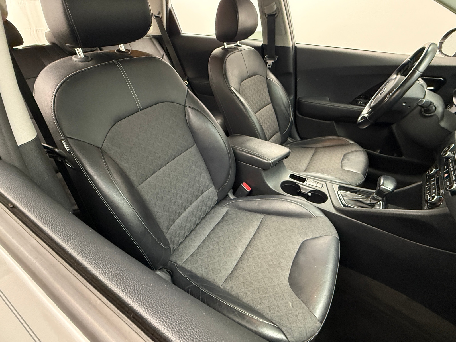 Thumbnail: 2018 Kia Niro - 2