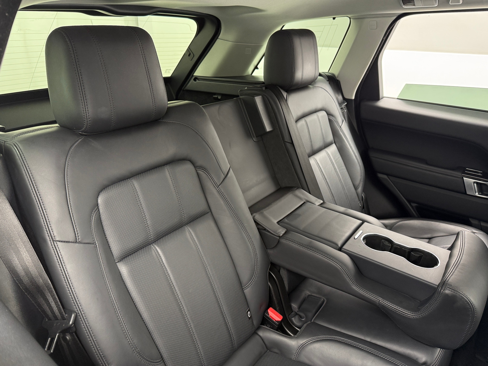 Thumbnail: 2020 Land Rover Range Rover Sport - 5