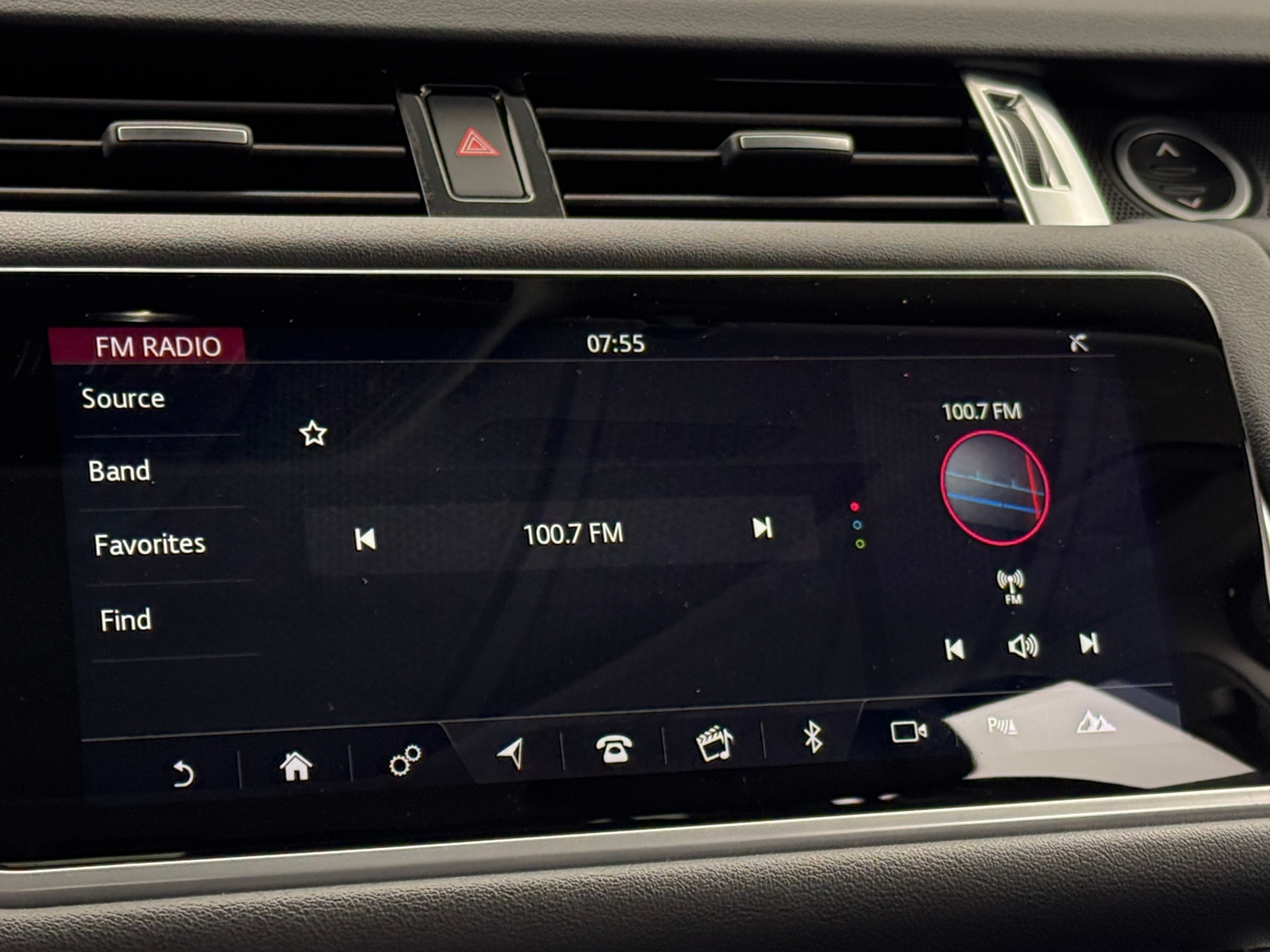 Thumbnail: 2020 Land Rover Range Rover Sport - 3