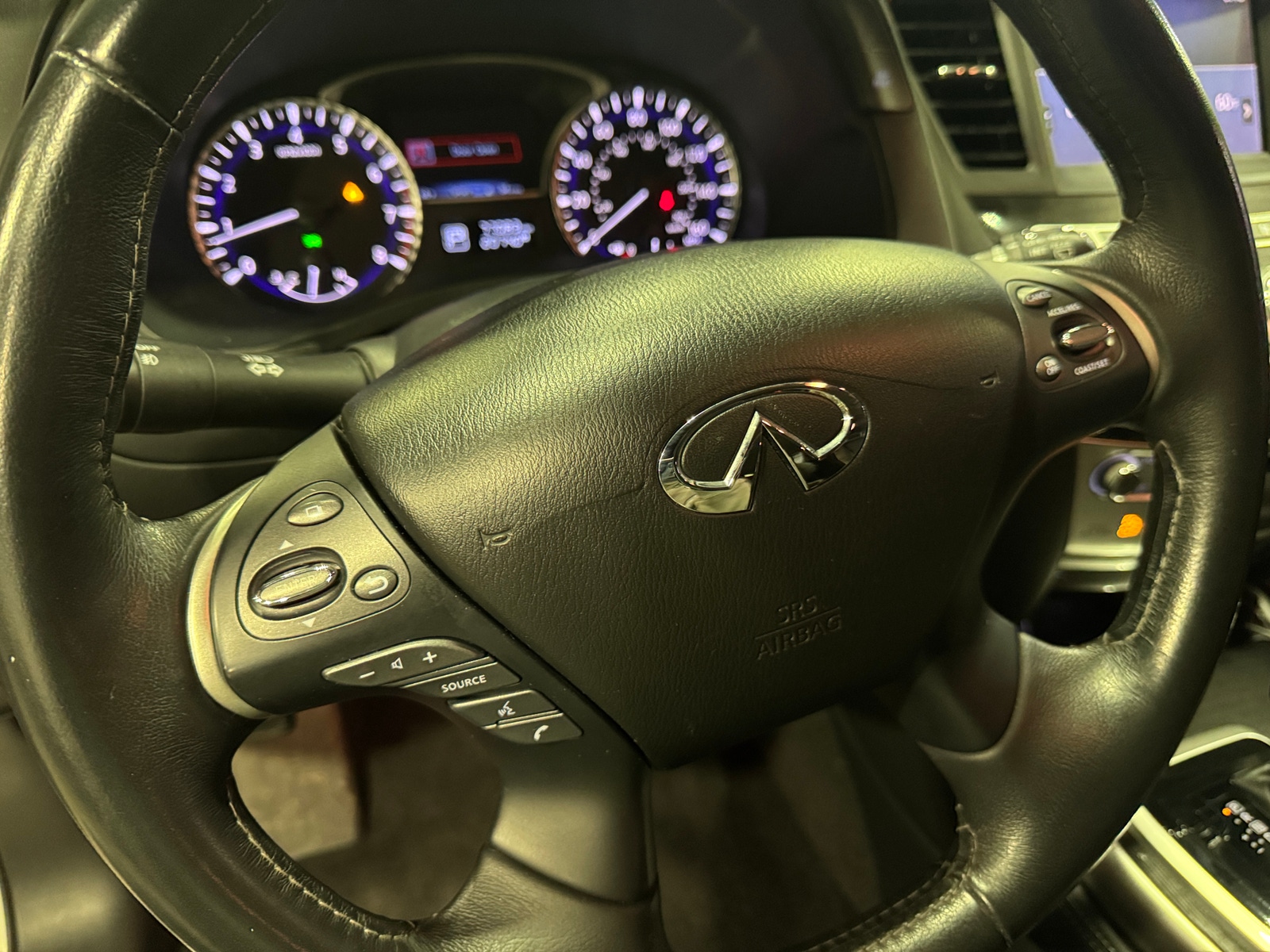 Thumbnail: 2019 INFINITI QX60 - 4