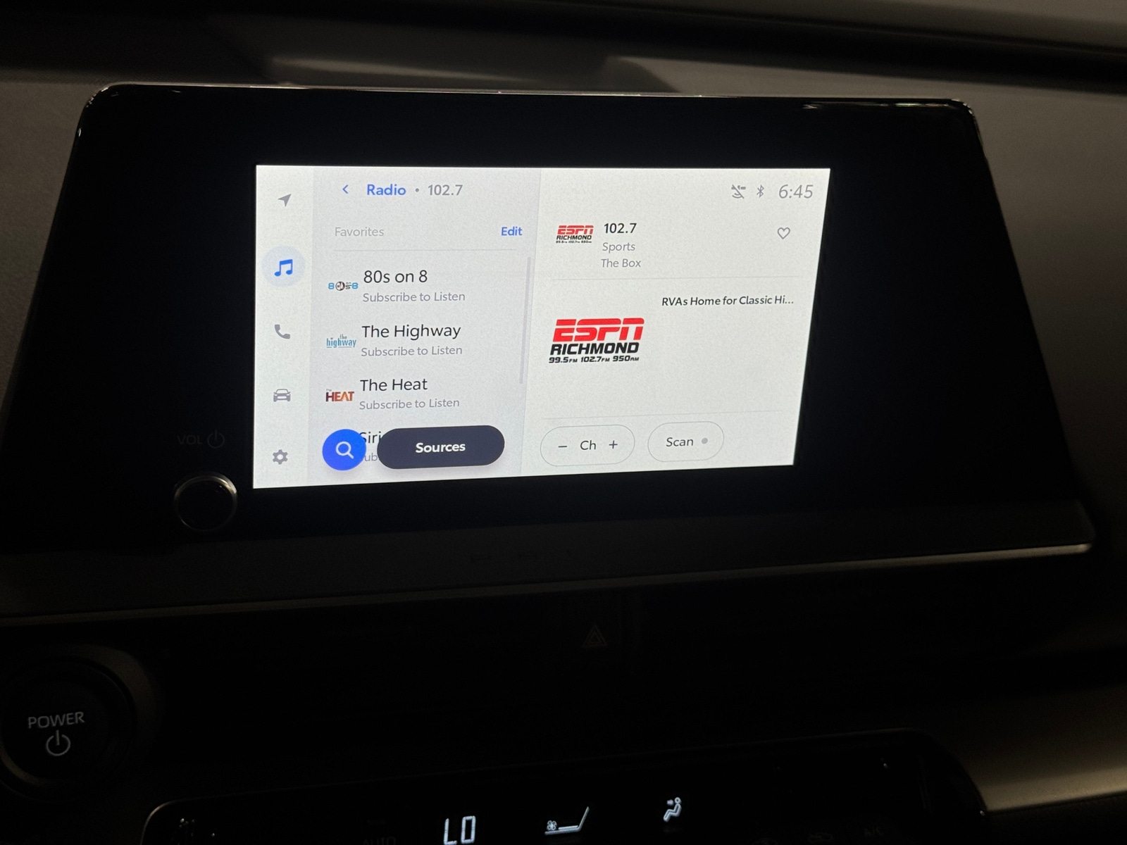 Thumbnail: 2024 Toyota Prius - 4