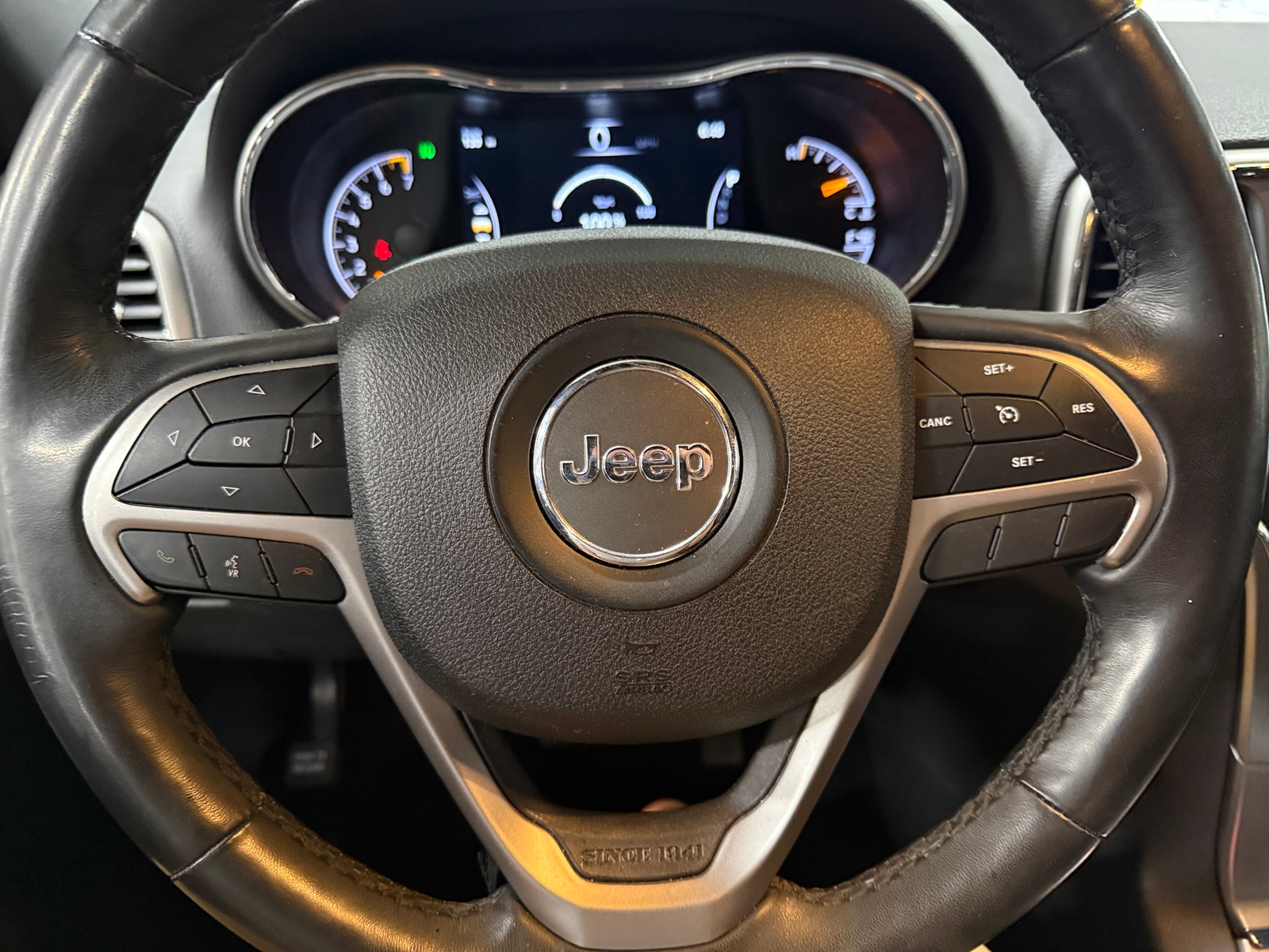 Thumbnail: 2018 Jeep Grand Cherokee - 4