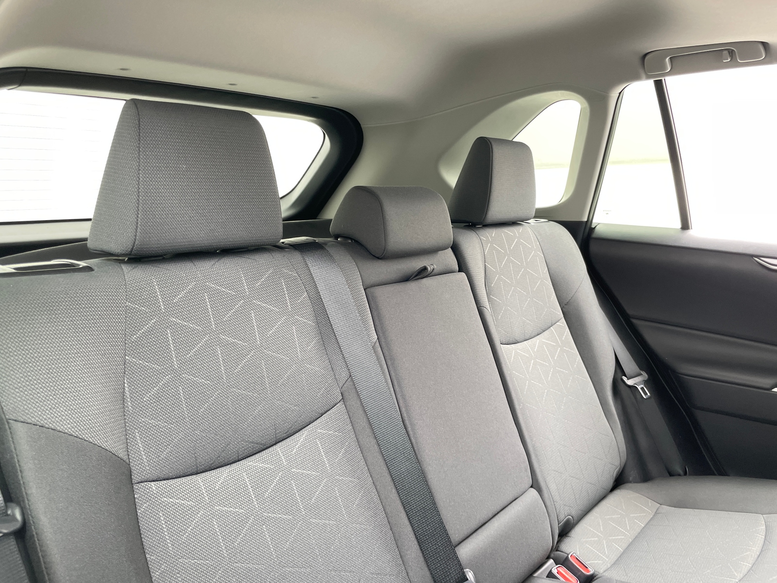 Thumbnail: 2019 Toyota RAV4 - 6