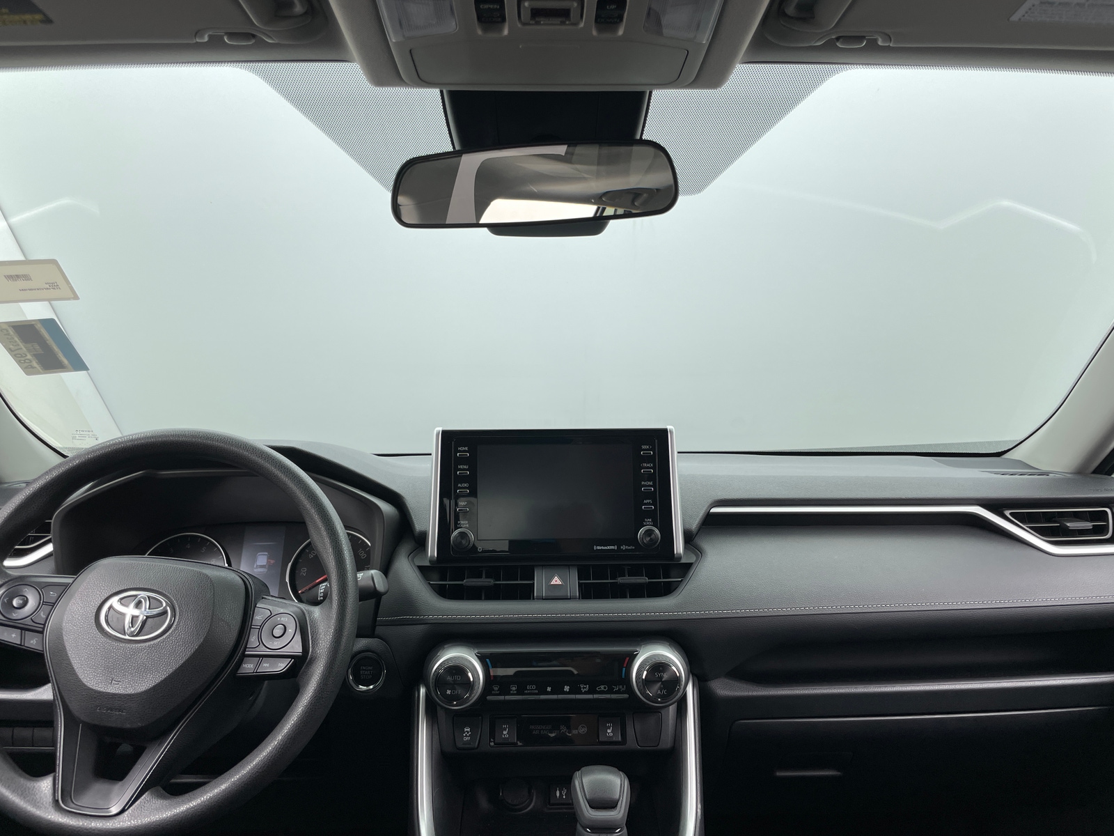 Thumbnail: 2019 Toyota RAV4 - 3