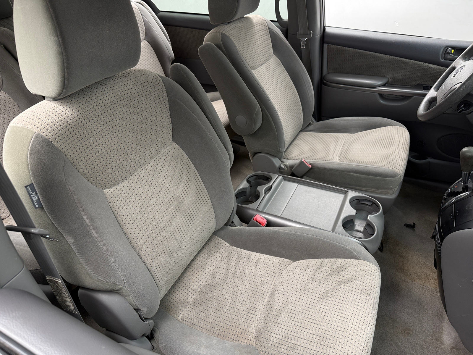 Thumbnail: 2010 Toyota Sienna - 2