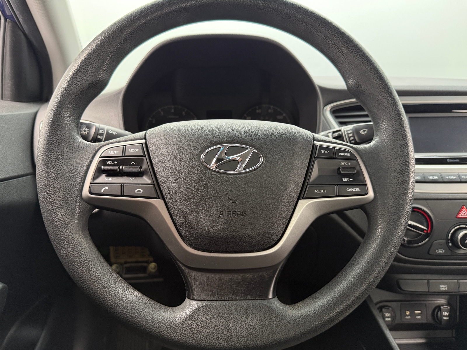 Thumbnail: 2019 Hyundai Accent - 5