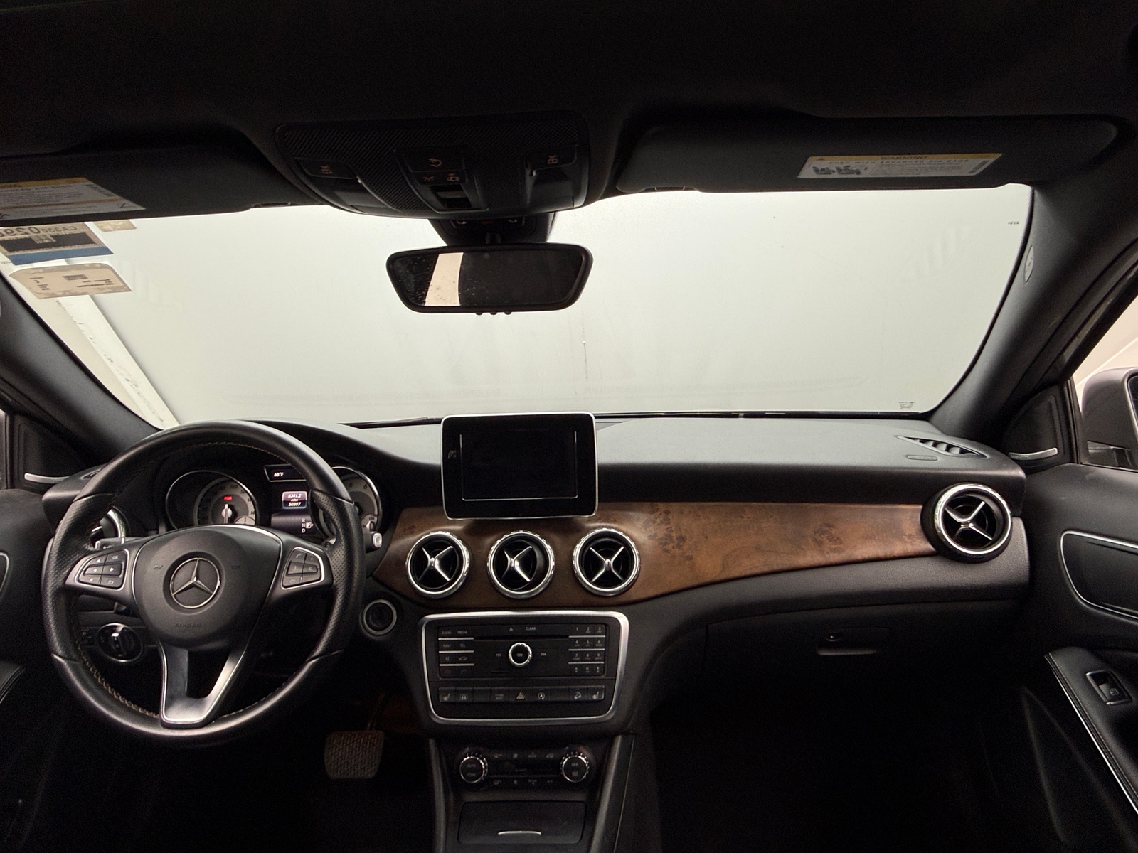 Thumbnail: 2016 Mercedes-Benz GLA - 2