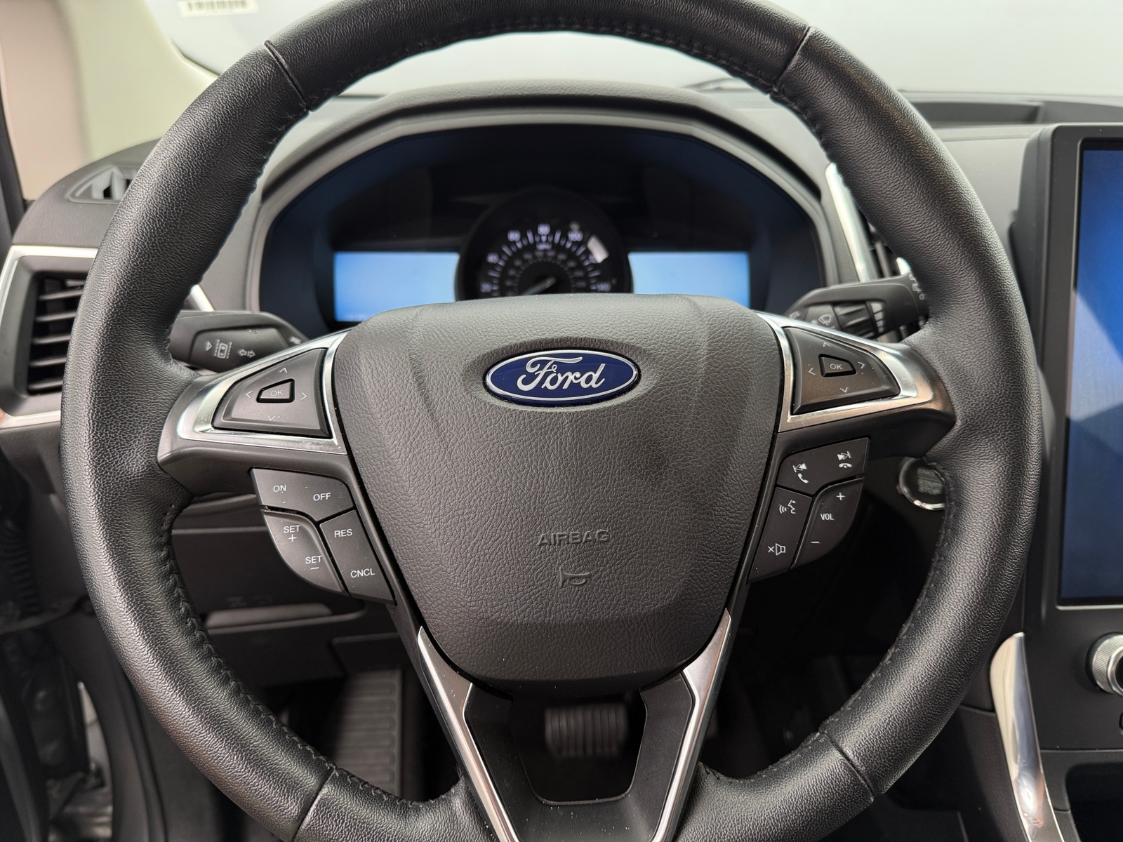 Thumbnail: 2024 Ford Edge - 4