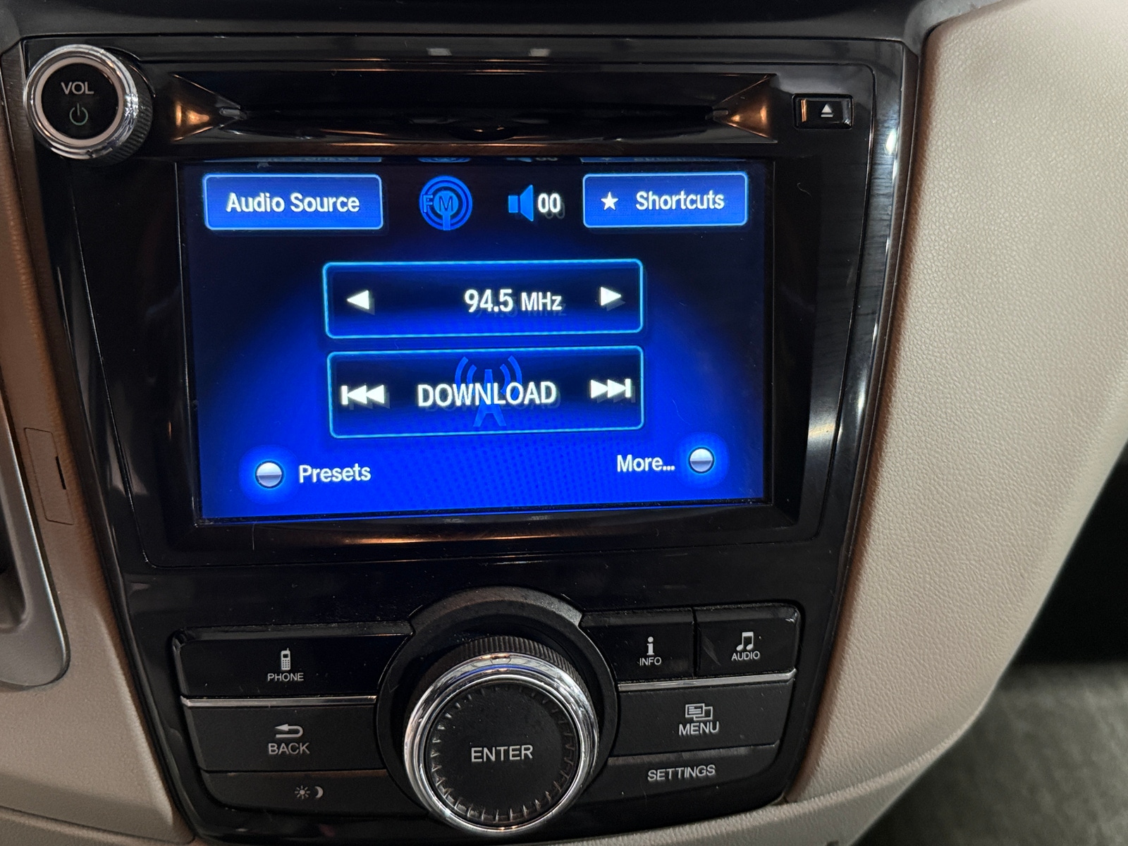 Thumbnail: 2014 Honda Odyssey - 3
