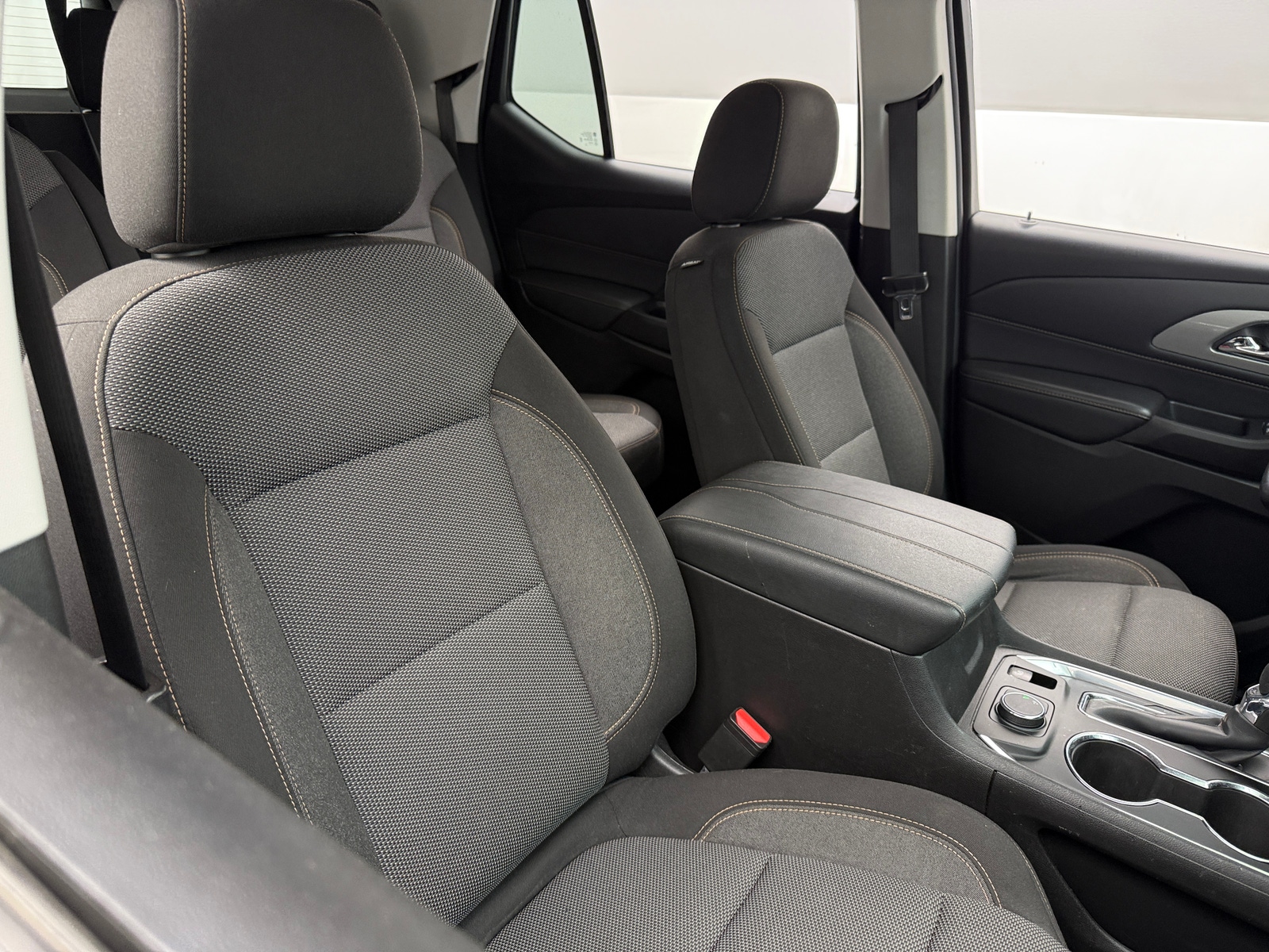 Thumbnail: 2021 Chevrolet Traverse - 2