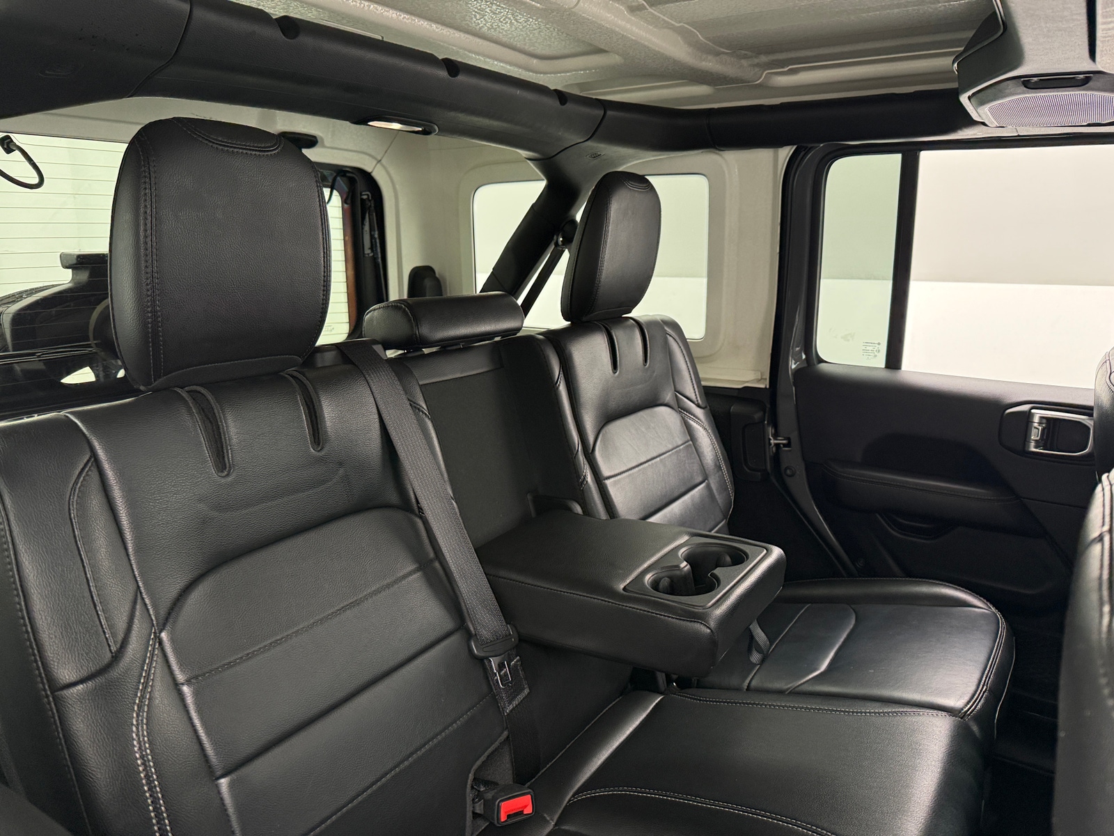 Thumbnail: 2023 Jeep Wrangler - 6