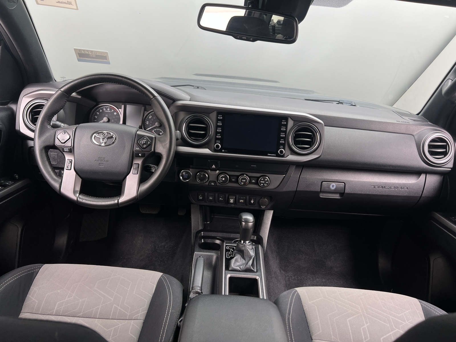 Thumbnail: 2020 Toyota Tacoma - 3