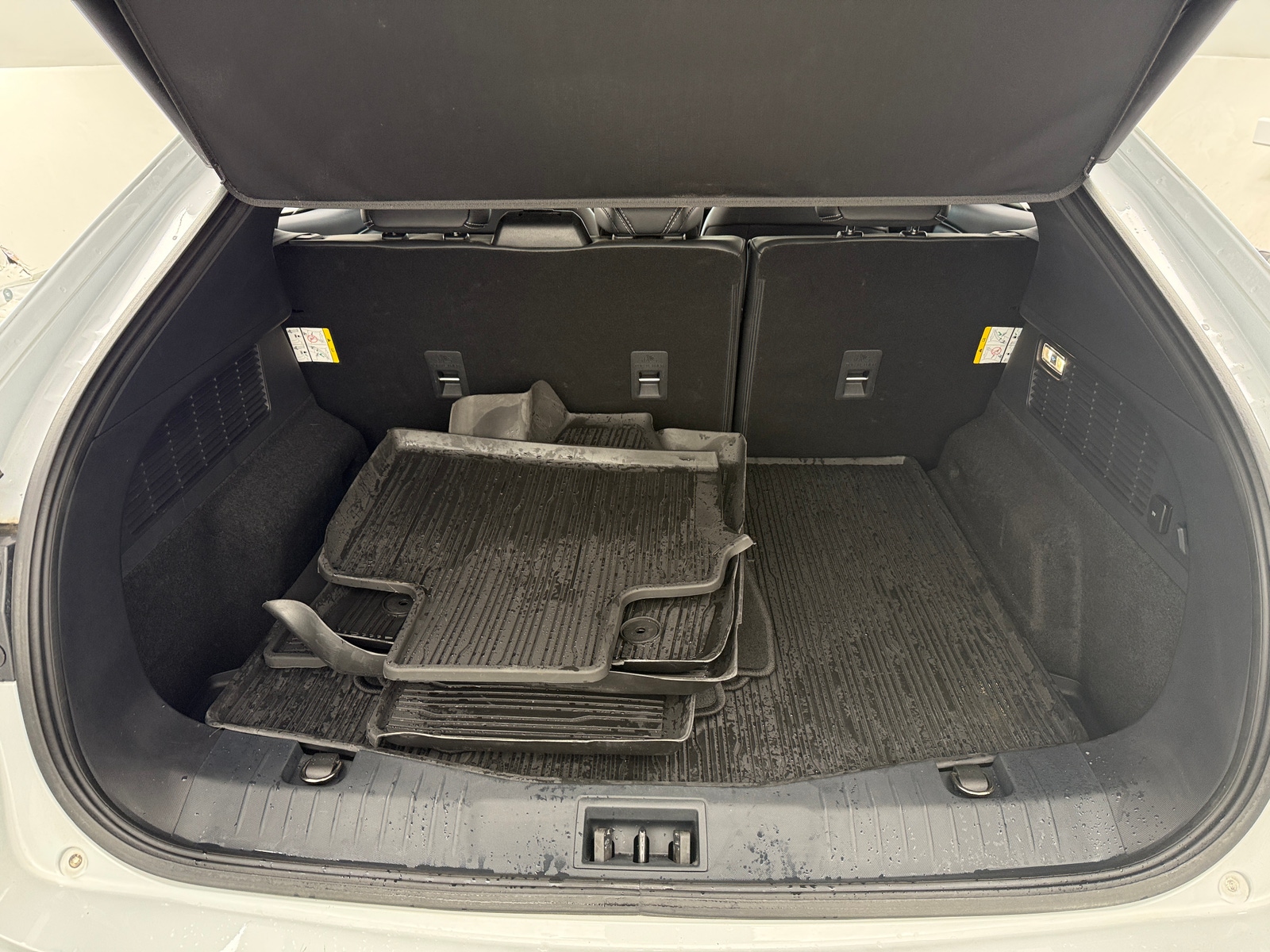 Thumbnail: 2022 Ford Mustang Mach-E - 6