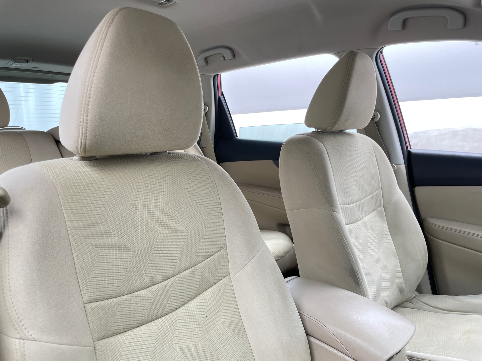 Thumbnail: 2016 Nissan Rogue - 2