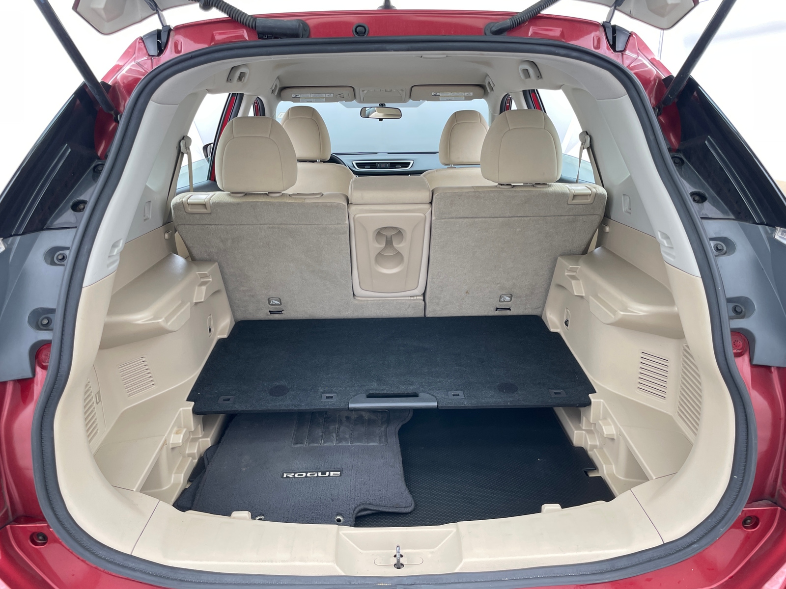 Thumbnail: 2016 Nissan Rogue - 7