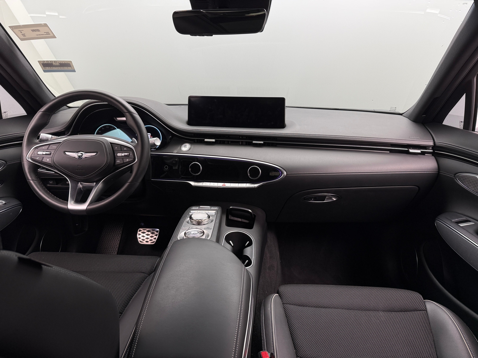 Thumbnail: 2024 Genesis GV70 - 2