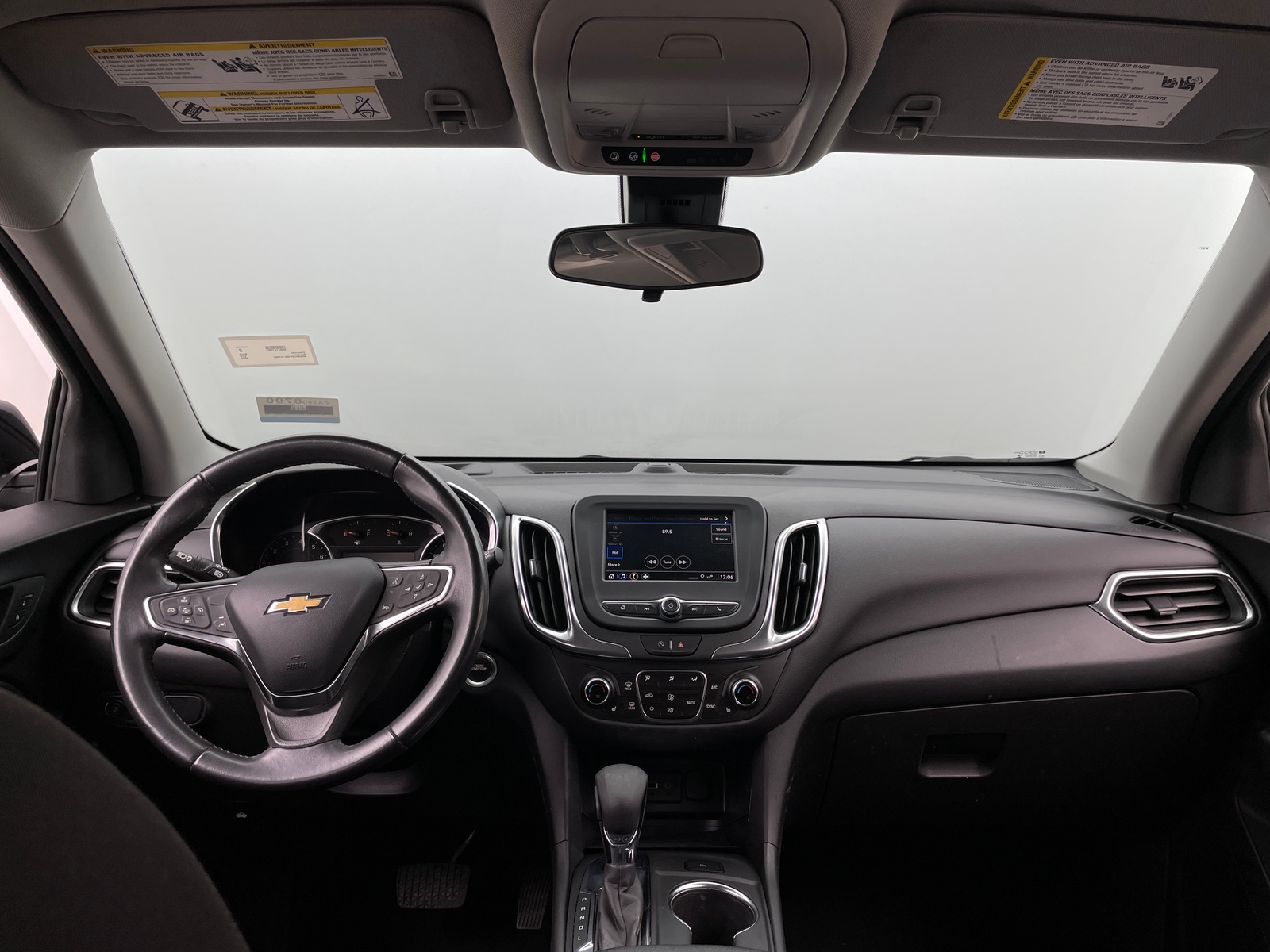 Thumbnail: 2022 Chevrolet Equinox - 3