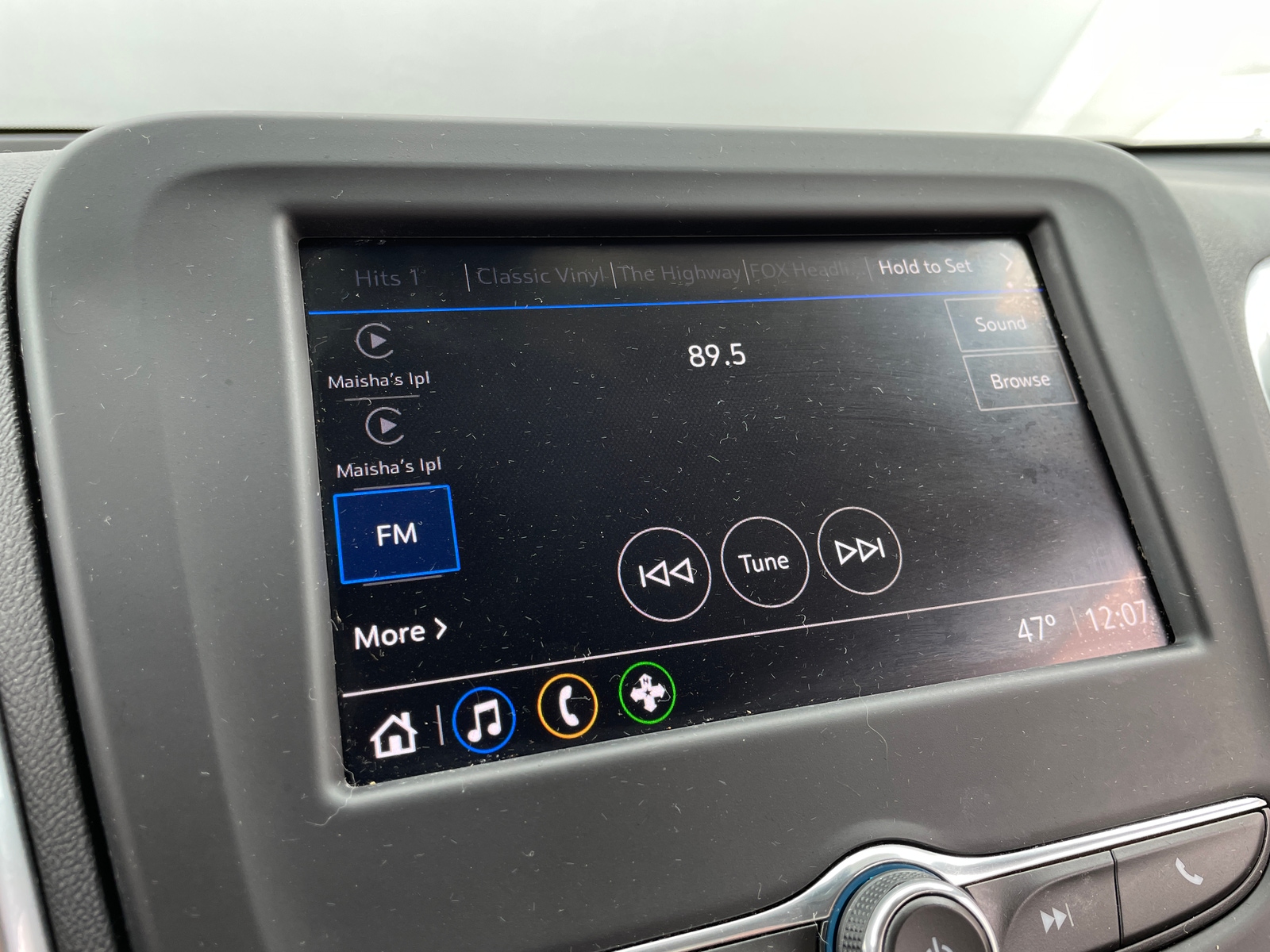 Thumbnail: 2022 Chevrolet Equinox - 4