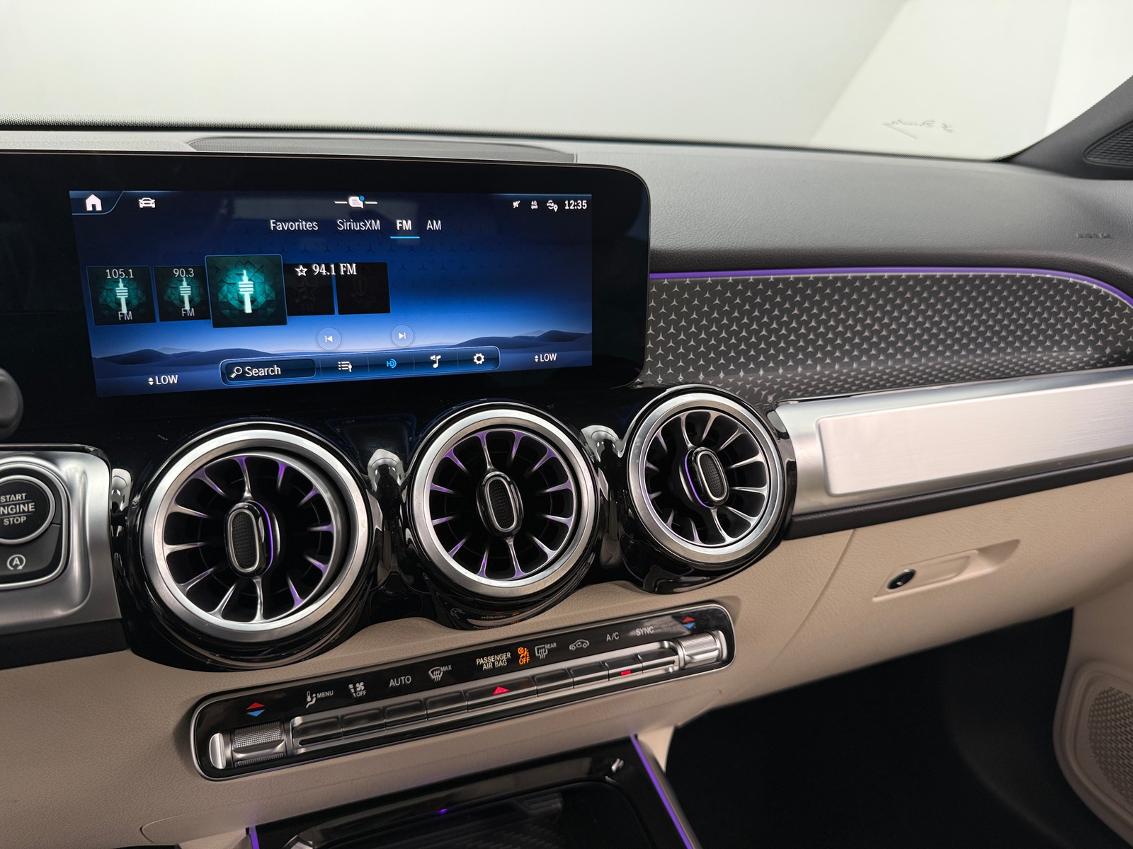 Thumbnail: 2025 Mercedes-Benz GLB - 3