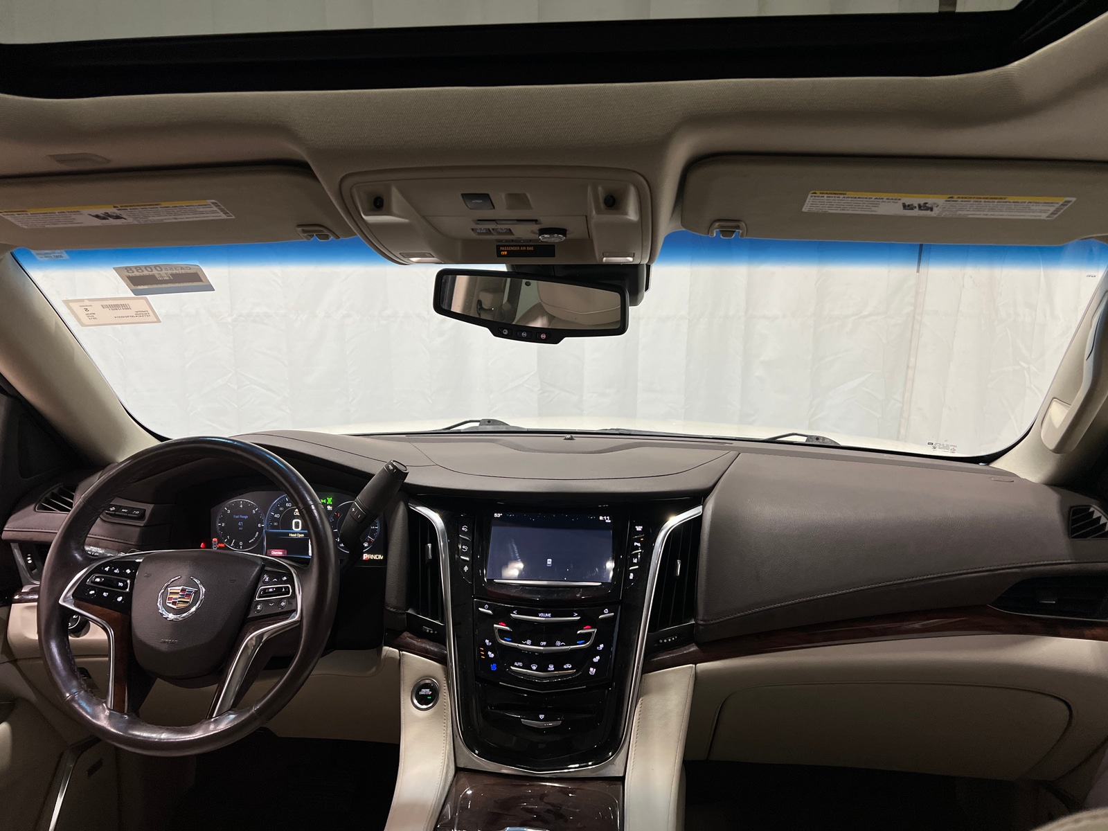 Thumbnail: 2015 Cadillac Escalade - 2