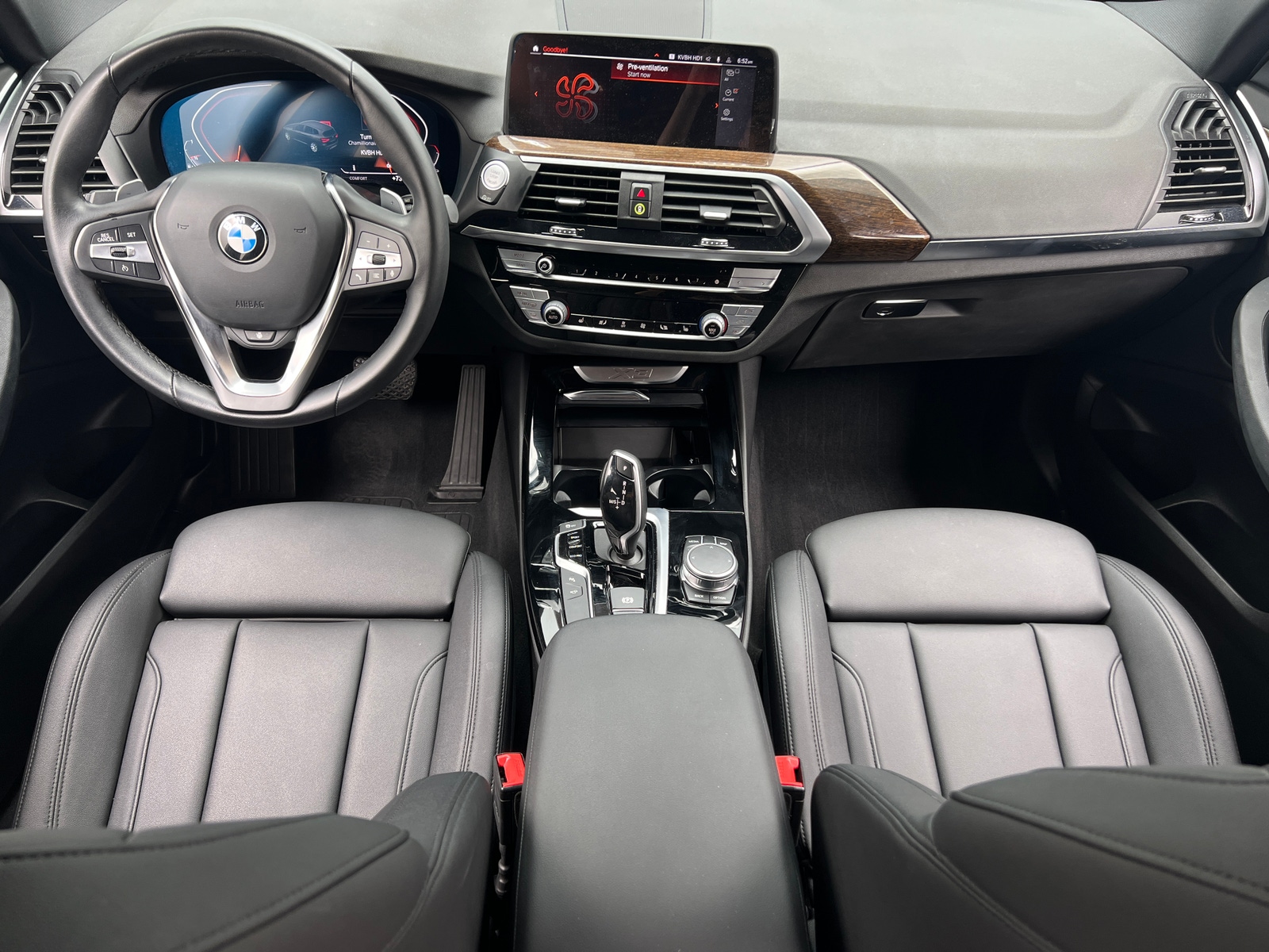 Thumbnail: 2021 BMW X3 - 2