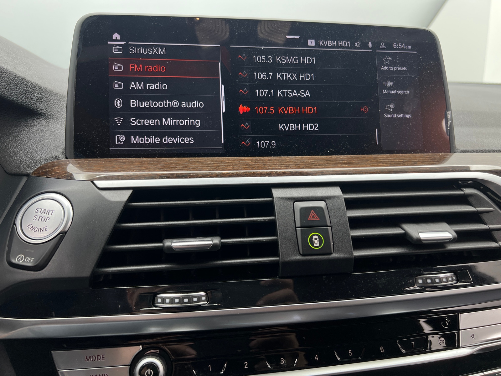 Thumbnail: 2021 BMW X3 - 3