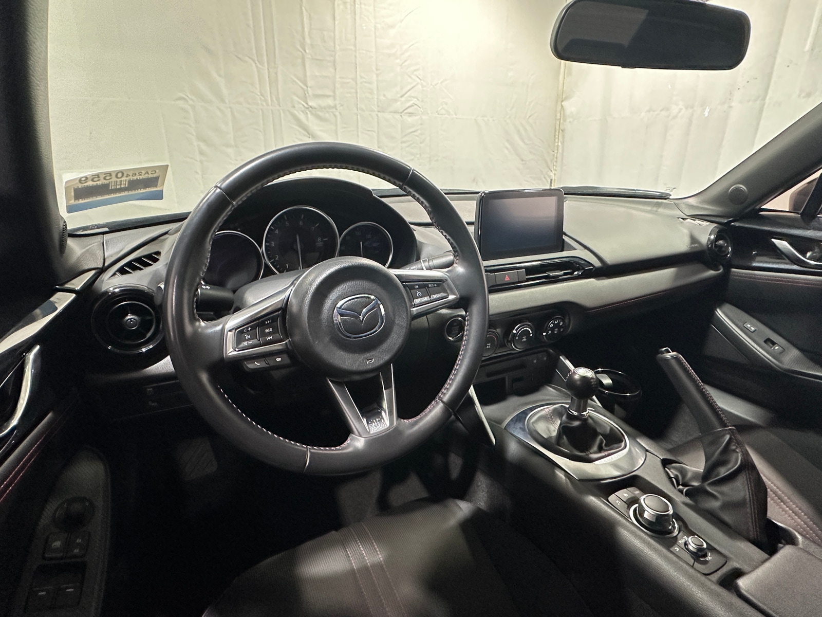 Thumbnail: 2018 Mazda MX-5 Miata - 3