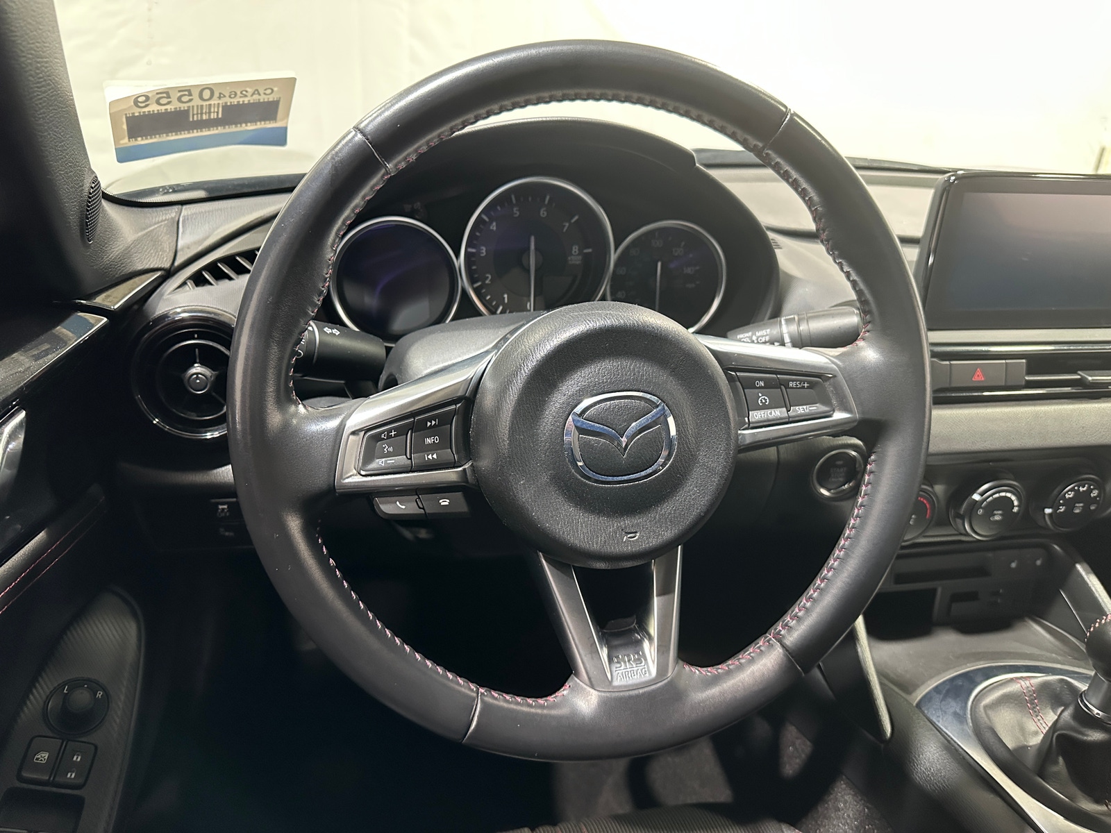 Thumbnail: 2018 Mazda MX-5 Miata - 5