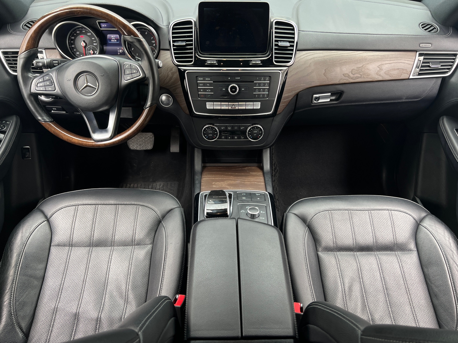 Thumbnail: 2017 Mercedes-Benz GLE - 2