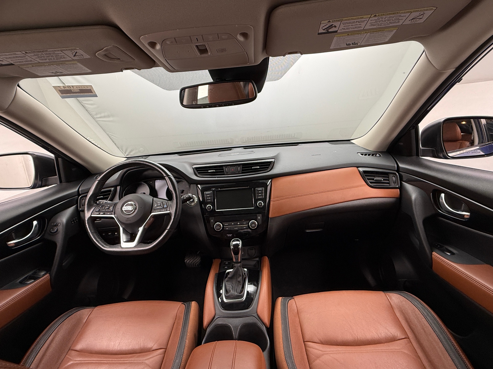Thumbnail: 2018 Nissan Rogue - 3