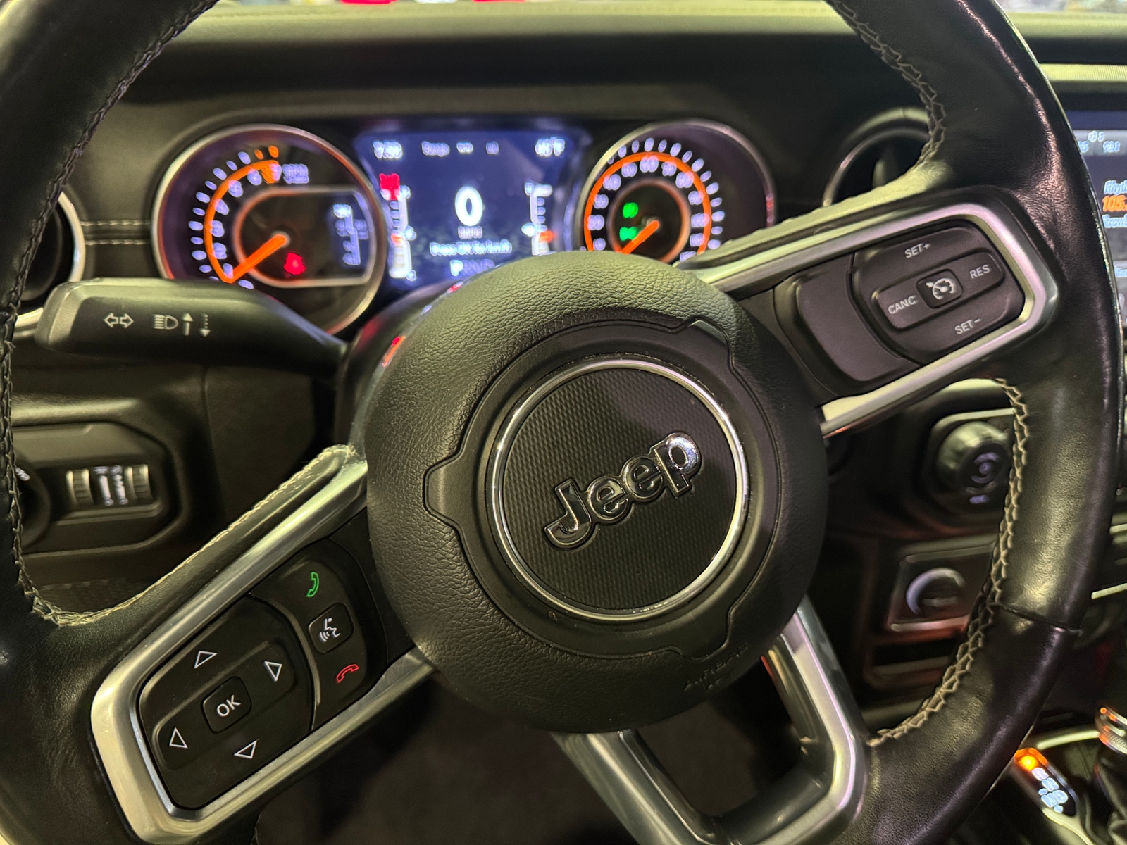 Thumbnail: 2019 Jeep Wrangler - 4