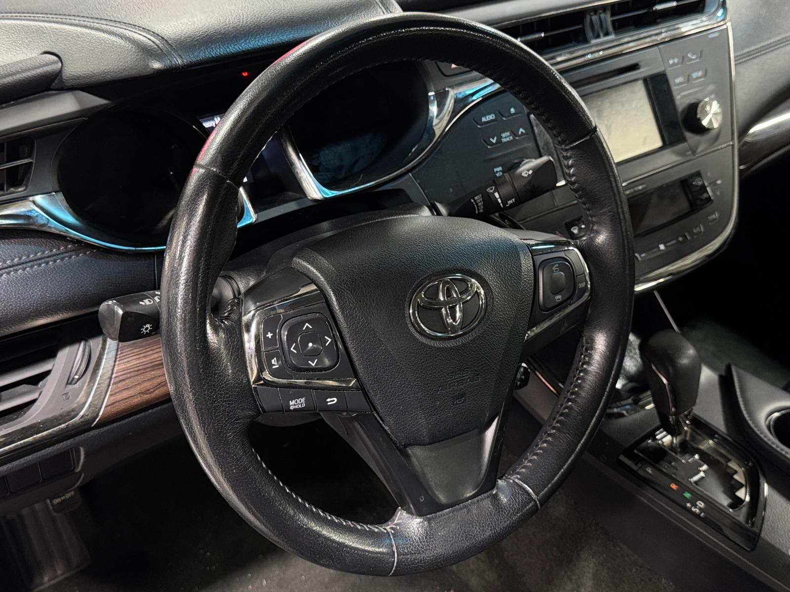 Thumbnail: 2013 Toyota Avalon - 4