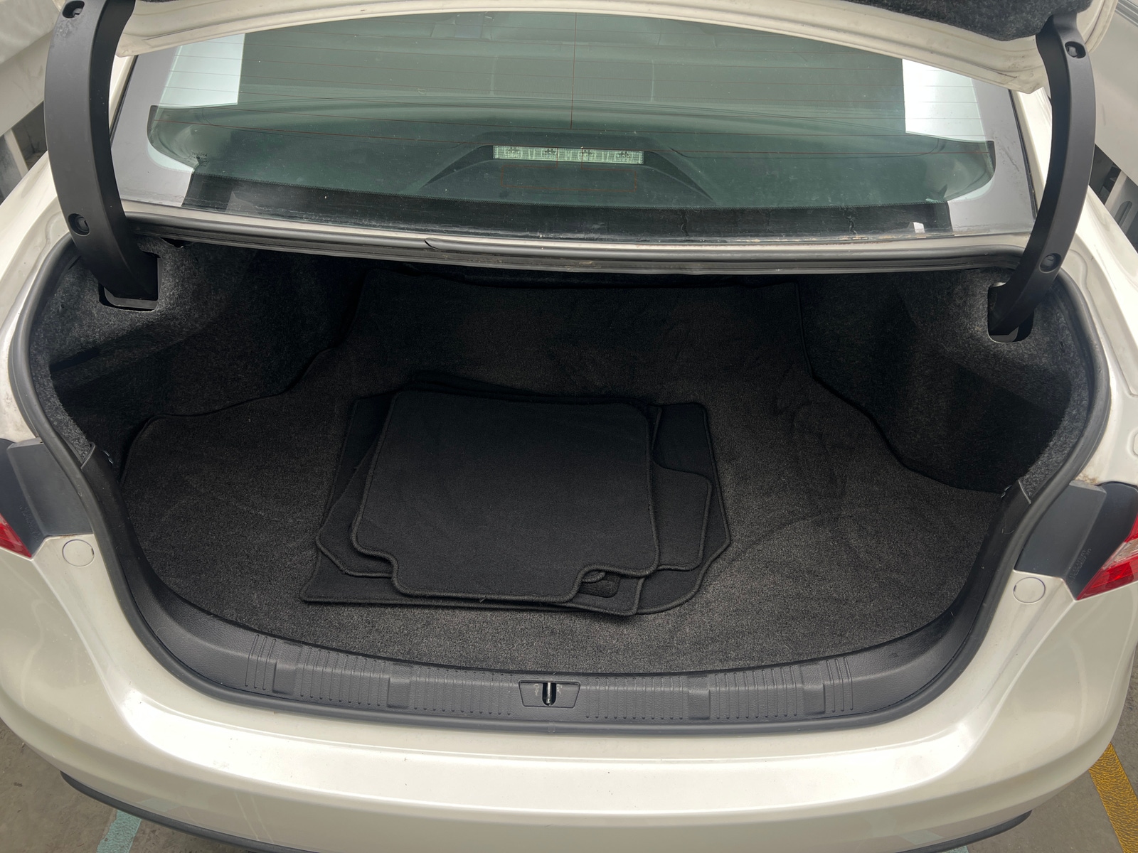Thumbnail: 2013 Toyota Avalon - 6